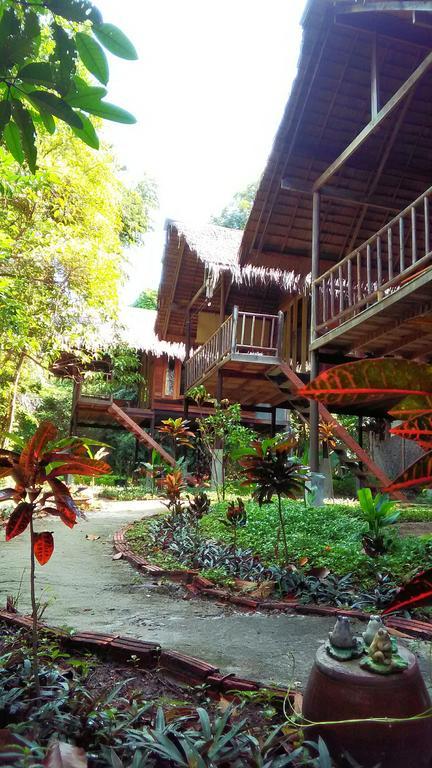 Kafair Hut (Adults Only) Hotel Koh Lipe Bagian luar foto