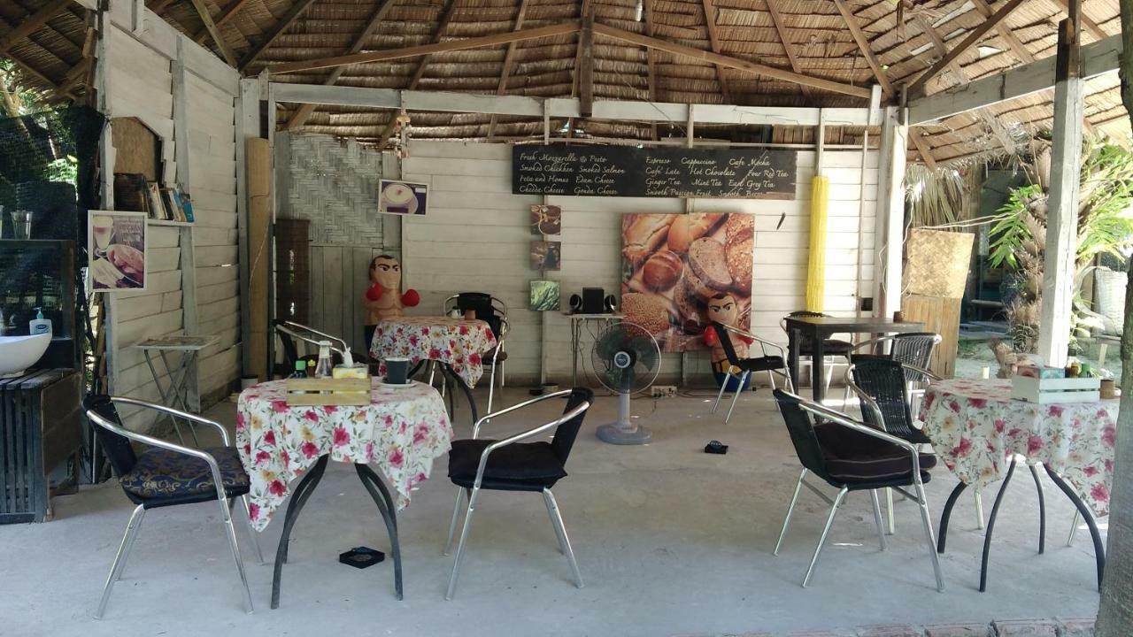 Kafair Hut (Adults Only) Hotel Koh Lipe Bagian luar foto